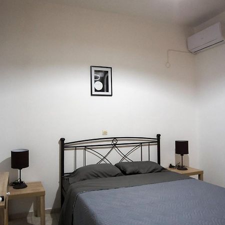 אדליאנוס קומפוס Pink Sand Sea Apartment מראה חיצוני תמונה